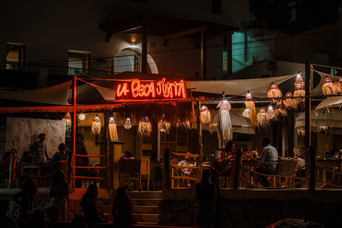 La Boca Junta Taberna De Mar